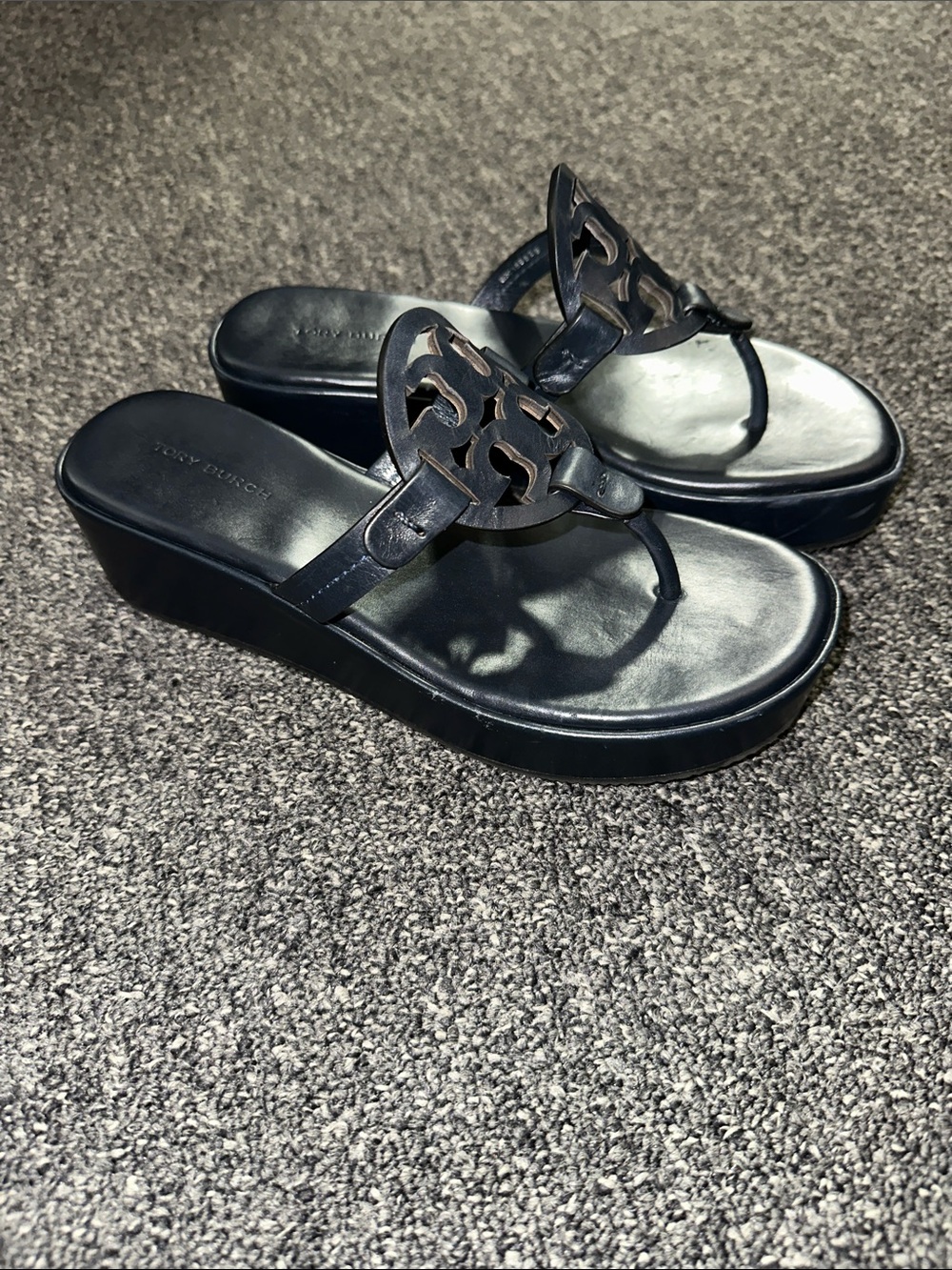 Women’s Tory Burch Navy Blue Platform Sandals Size 5.5 - Picture 3 of 7